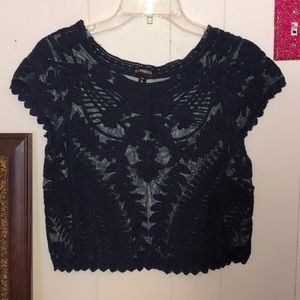 Express lace t-shirt